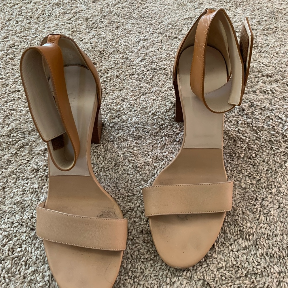 Chloe nude sandals. Worn once. Like new.
